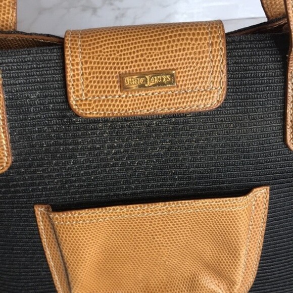 Eric Javits Squishee Black Woven Straw Light Beige Leather Trim Turnlock close - Picture 5 of 12